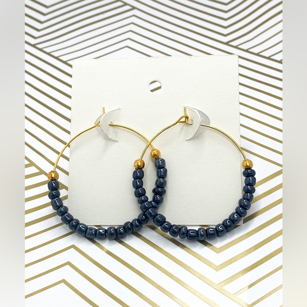 Gold earrings dark blue beaded hoops dark